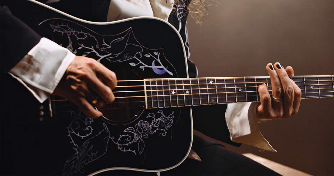 Gibson Kirk Hammett Raven : l'acoustique gothique de Metallica