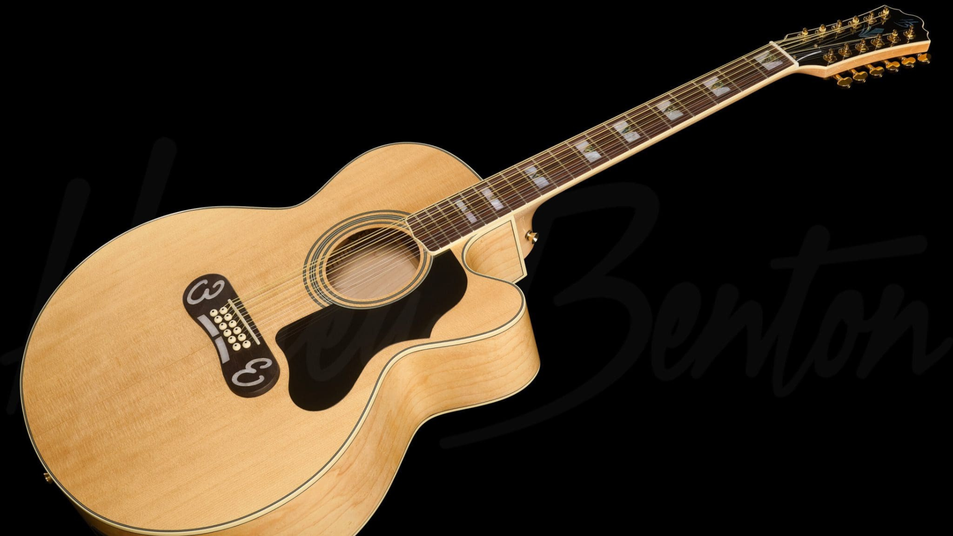 Harley Benton King-12 CE : la folk 12 cordes à 298 €
