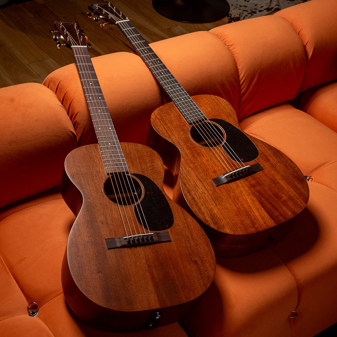 Jason Isbell signe deux nouvelles Martin acoustiques