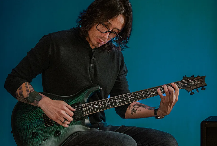 PRS Mark Holcomb Core : enfin accessible sans limite